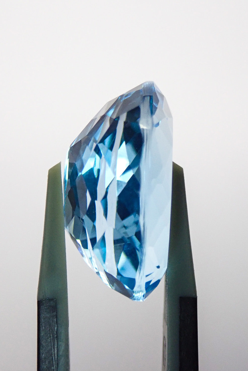 Topaz トパーズ 17.187ct Blue