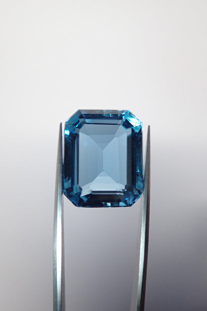 Topaz トパーズ 17.515ct Blue