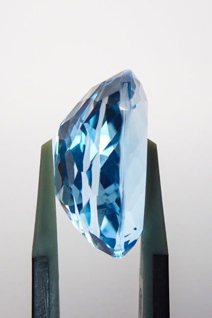 Topaz トパーズ 17.187ct Blue